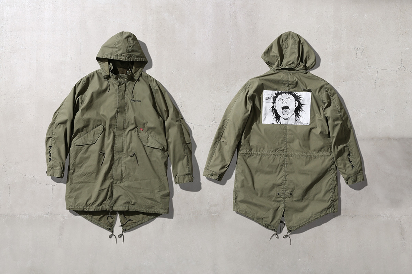 Fishtail Parka with woven patch on back. (10/40)