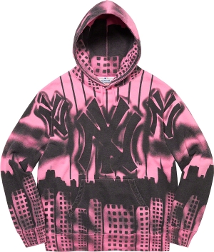 Supreme®/New York Yankees™ Airbrush Hooded Sweatshirt