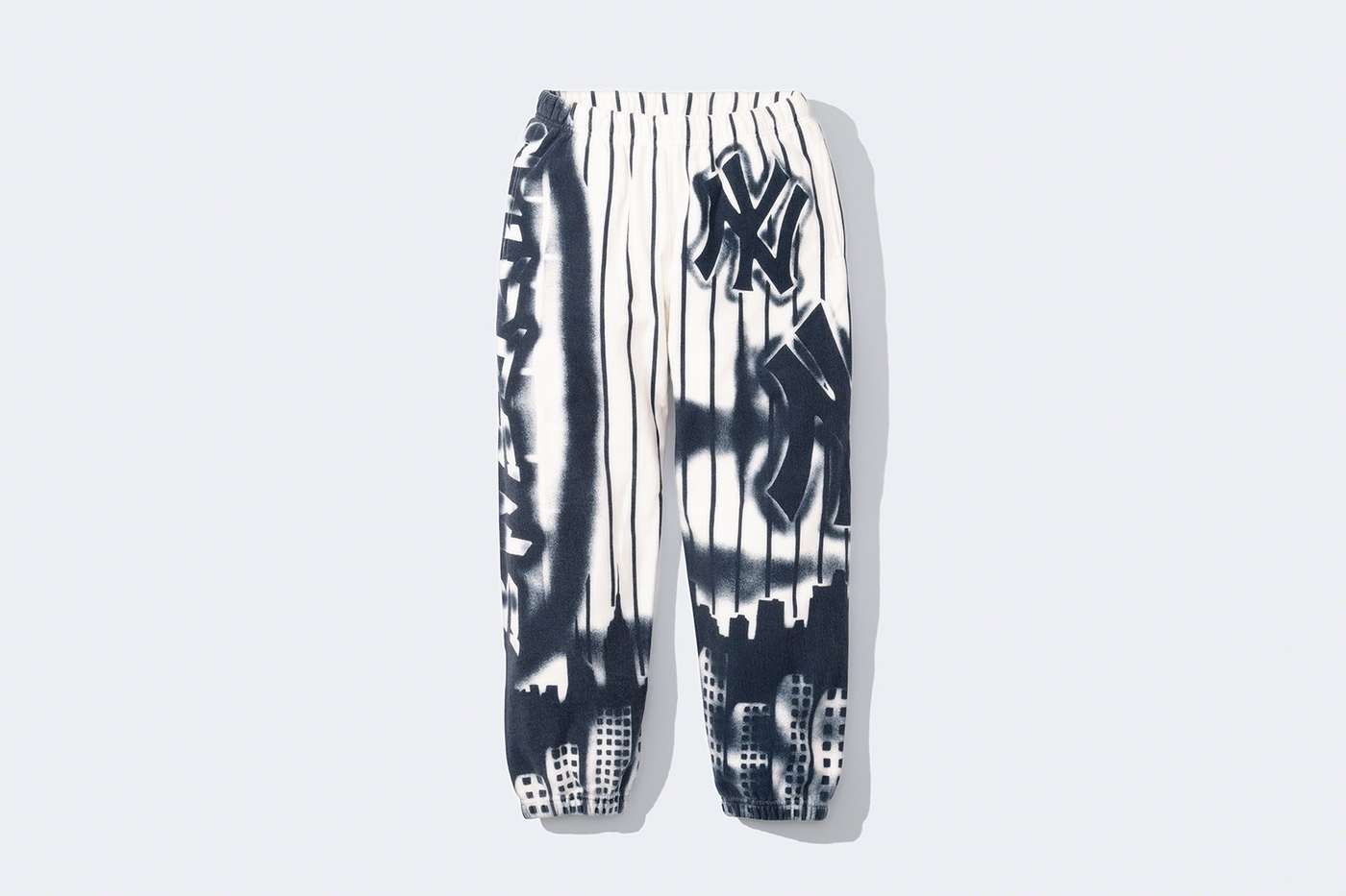 Airbrush Sweatpant. Official Yankees™ merchandise made exclusively for Supreme. (34/36)