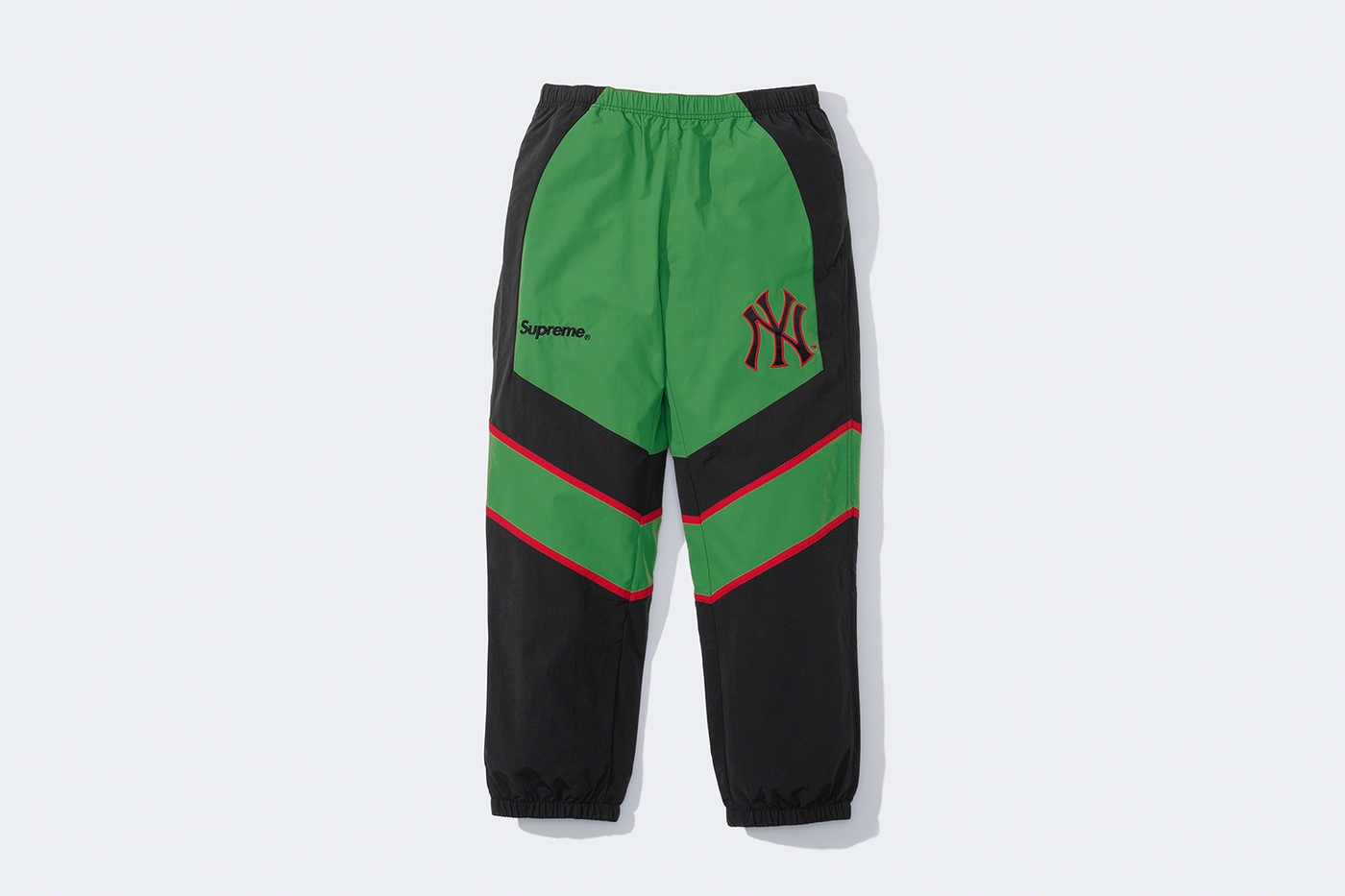 Track Pant. Official Yankees™ merchandise made exclusively for Supreme. (26/36)