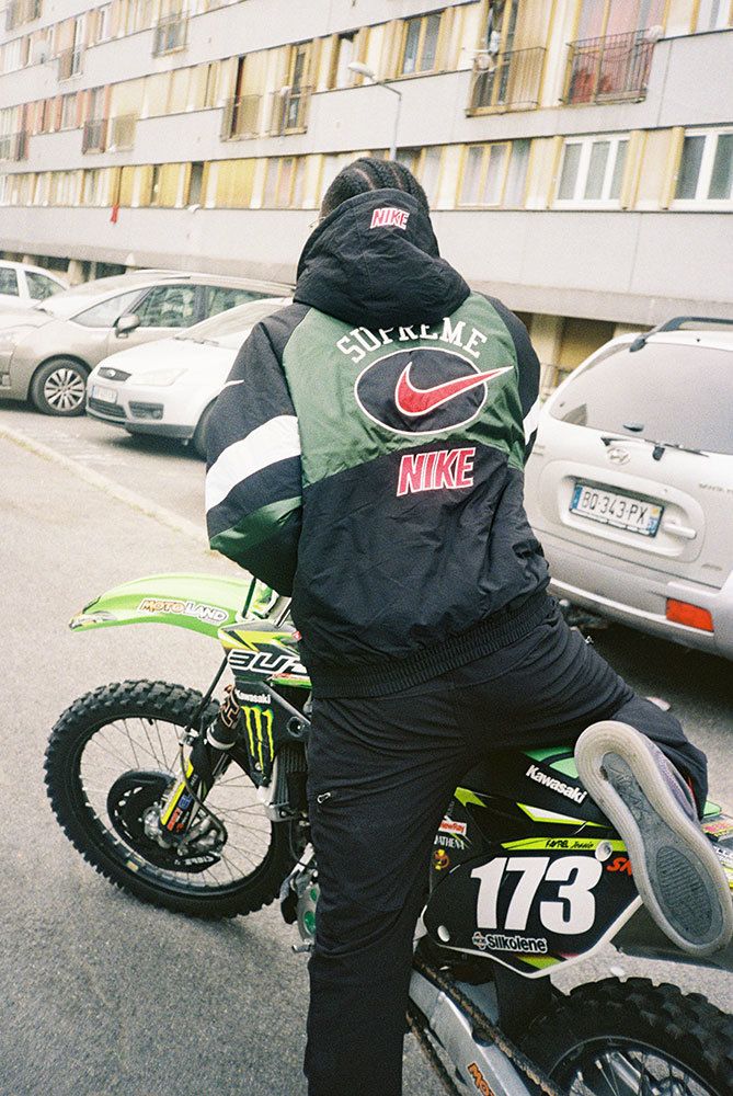 Supreme®/Nike® – Gallery – Supreme