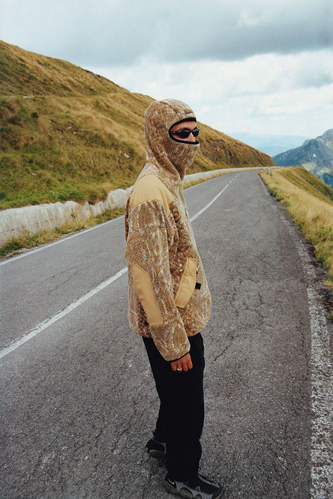 Supreme®/Nike® – Gallery – Supreme