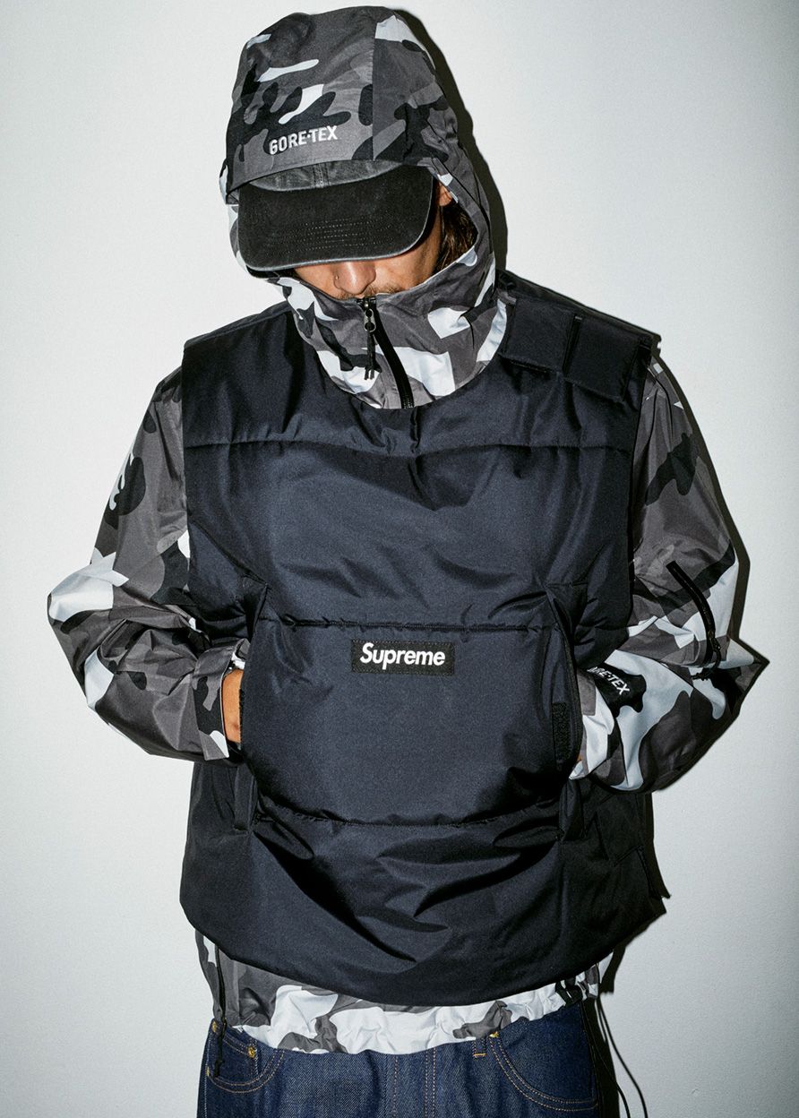 Fall/Winter 2022 Lookbook – Supreme