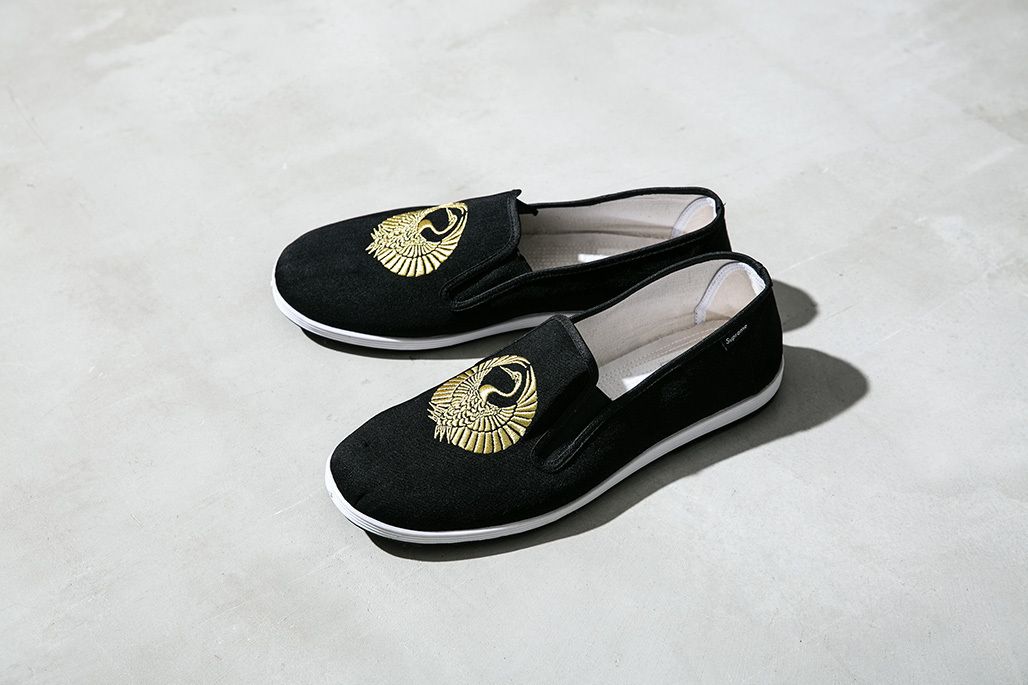 supreme sasquatchfabrix カンフーシューズ スリッポン Supreme®/Sasquatchfabrix. – Gallery – Supreme