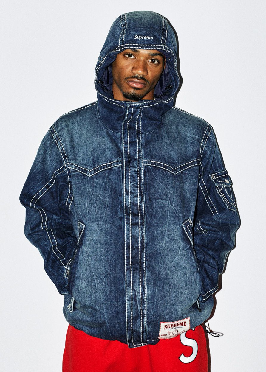 Fall/Winter 2022 Lookbook – Supreme