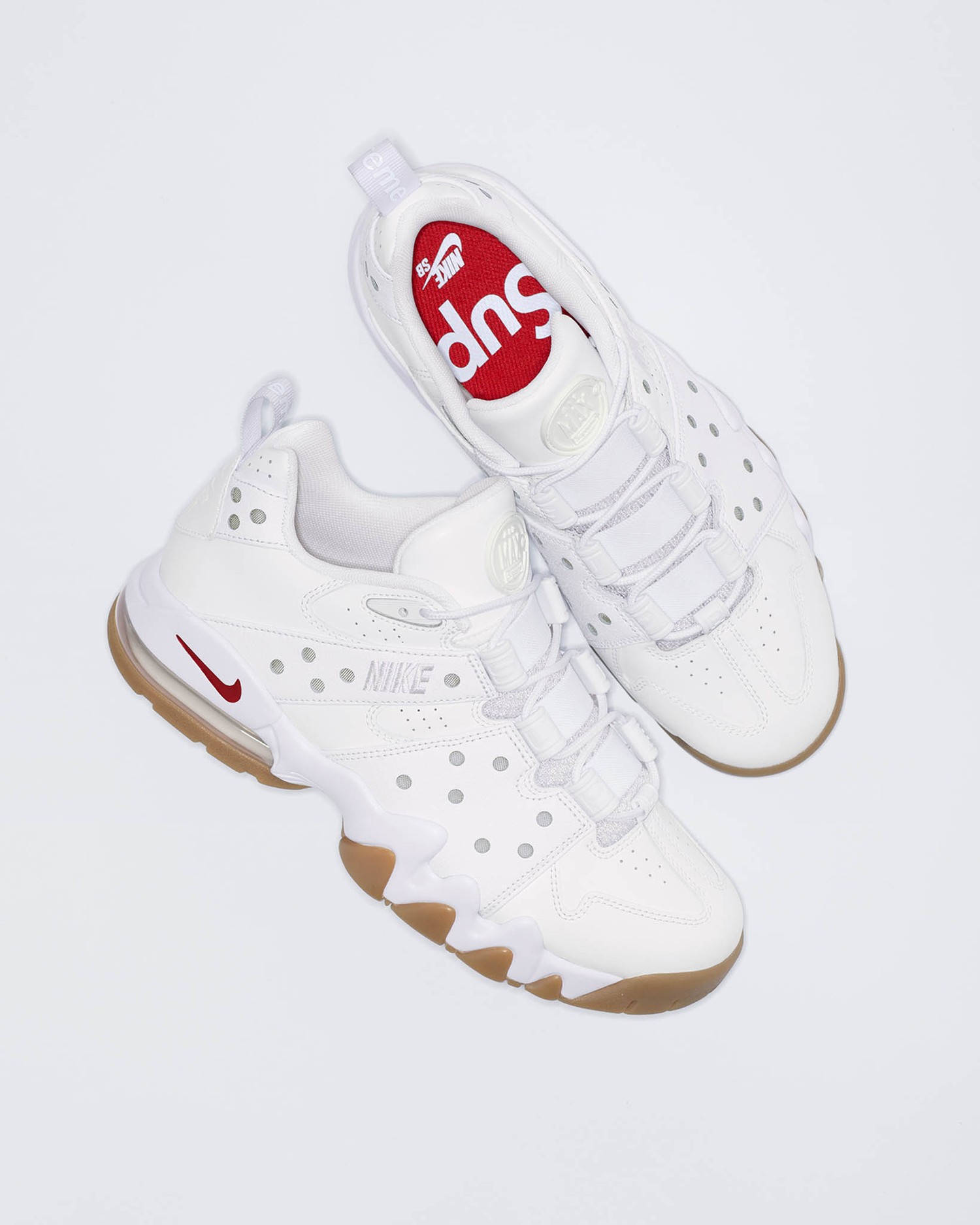 Supreme x Nike SB Air Max 2 CB ’94 Low official image 1