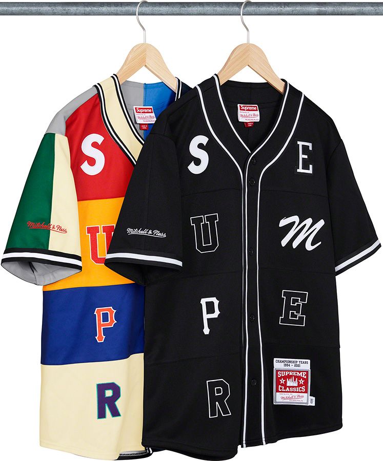 Fall/Winter 2021 Preview – Supreme