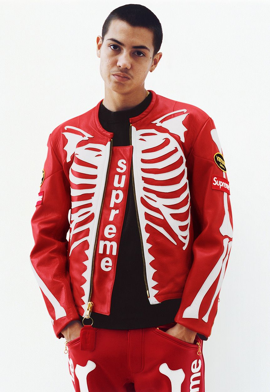 Fall/Winter 2017 Lookbook – Supreme