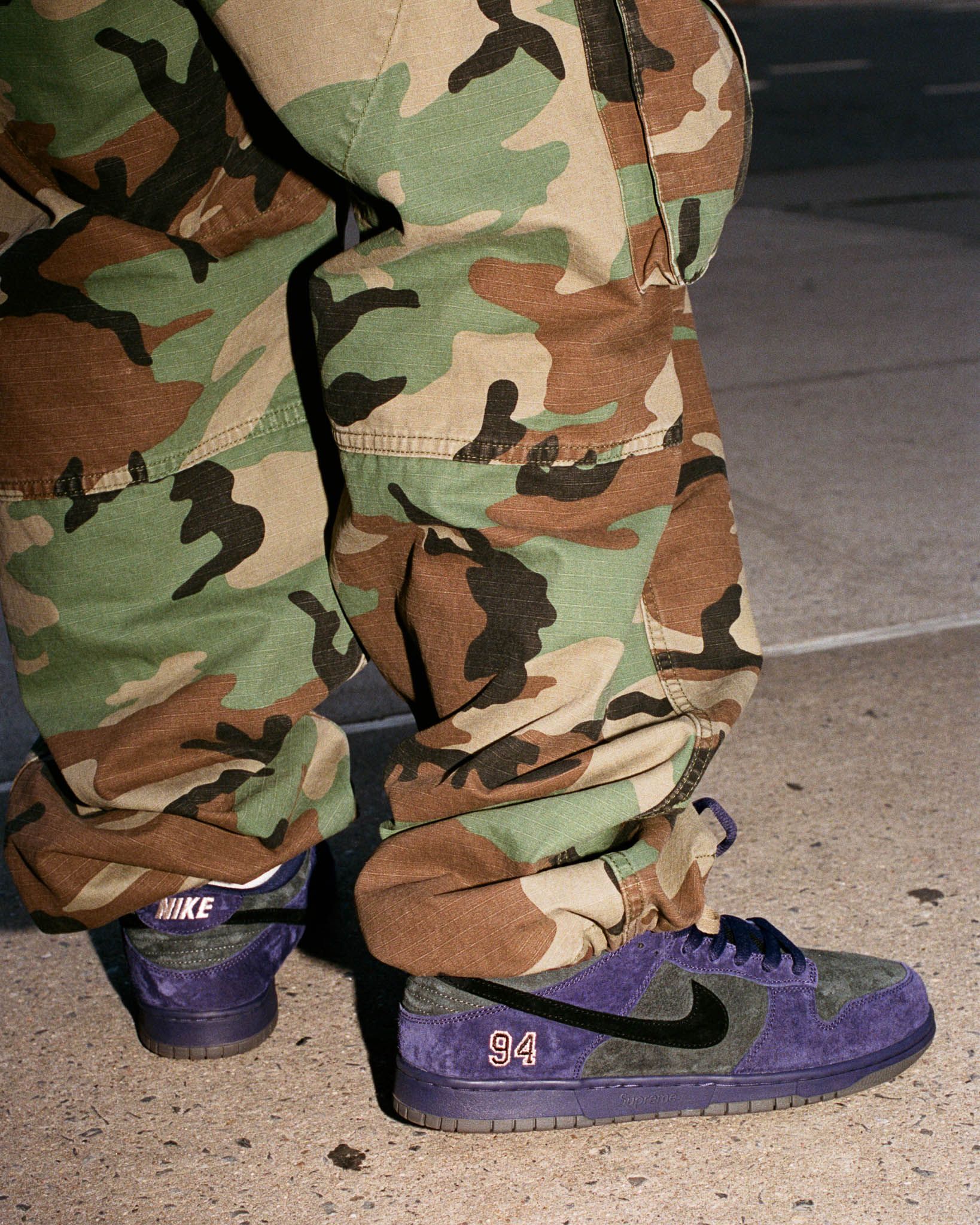 Supreme®/Nike SB Dunk Low – News – Supreme