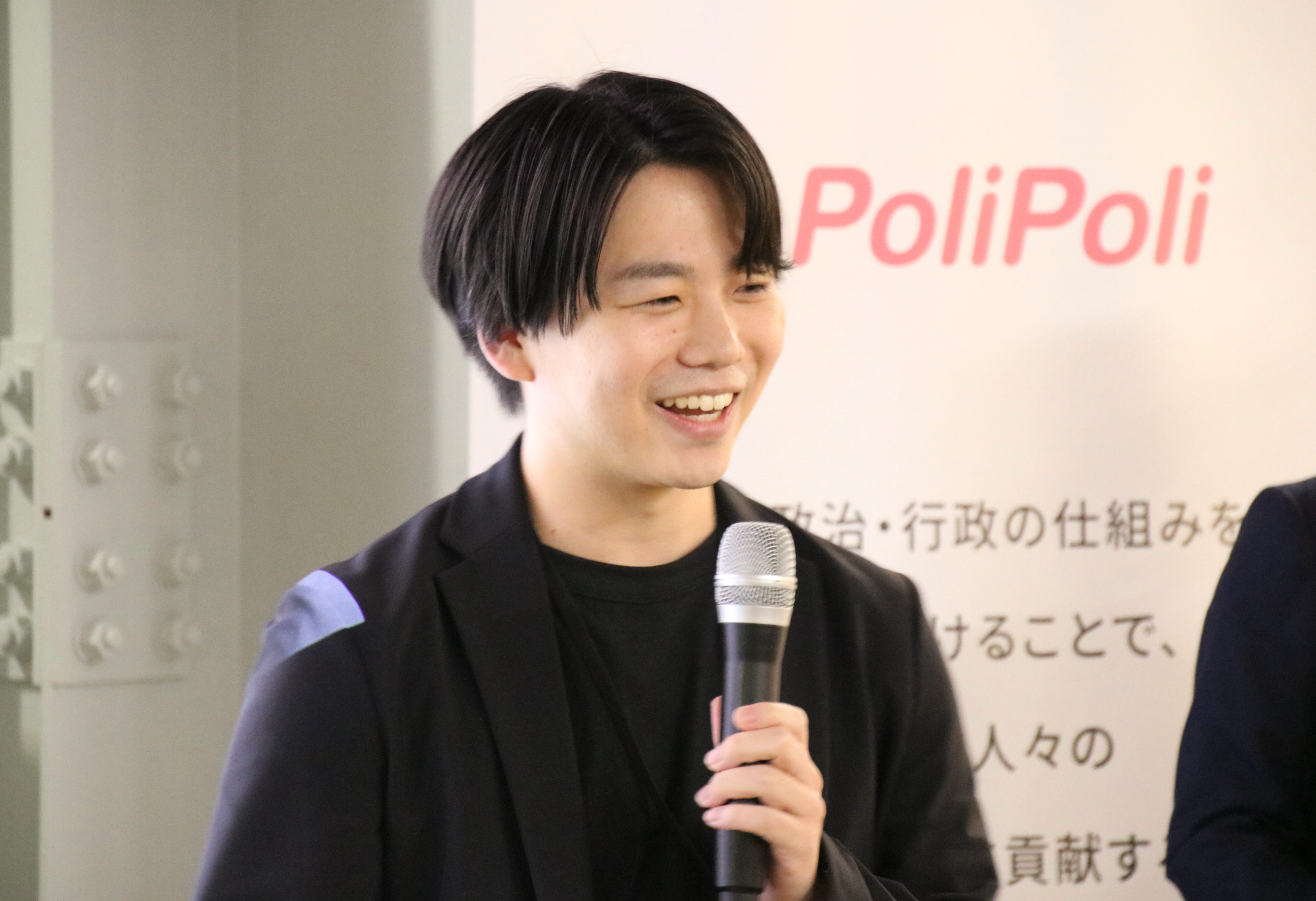 [INTERVIEW]  case#55 We Work HERE “新しい民主主義の形/A New Form of Democracy"