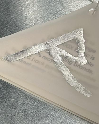 Raide Hangtag