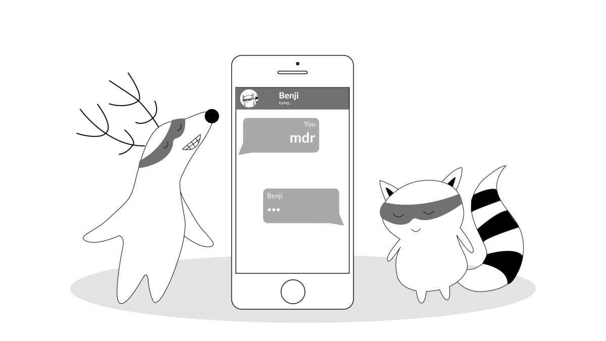 Soren laughing while typing "mdr" on his phone