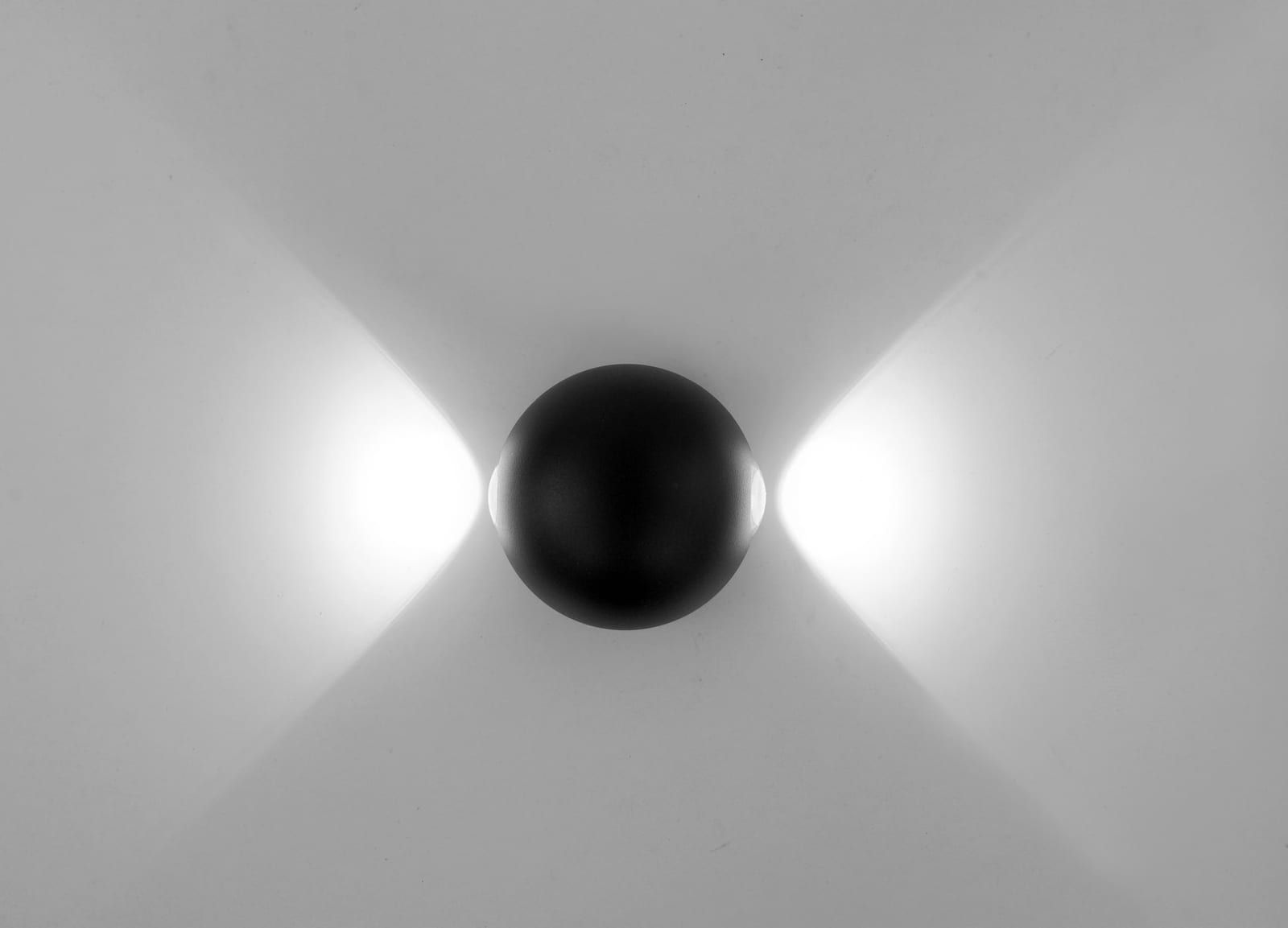 Dekorativna zidna lampa — SP Group