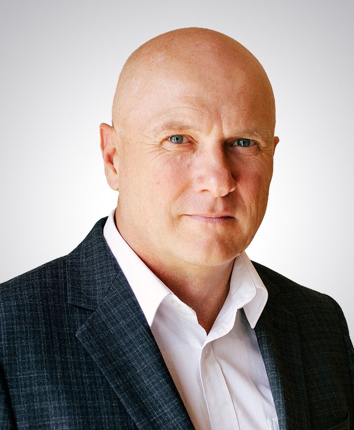 Portrait of Oscar Coetzee, Vice President of Clinical Education and Practitioner Support