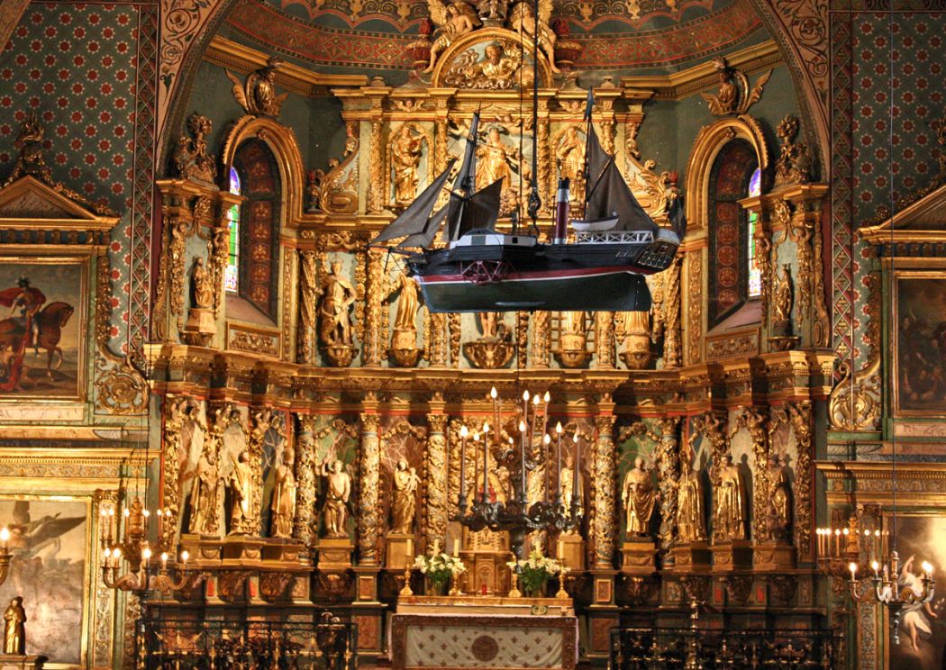 Vue de Église Saint-Jean-Baptiste en Pays Basque, Église — road trip van France
