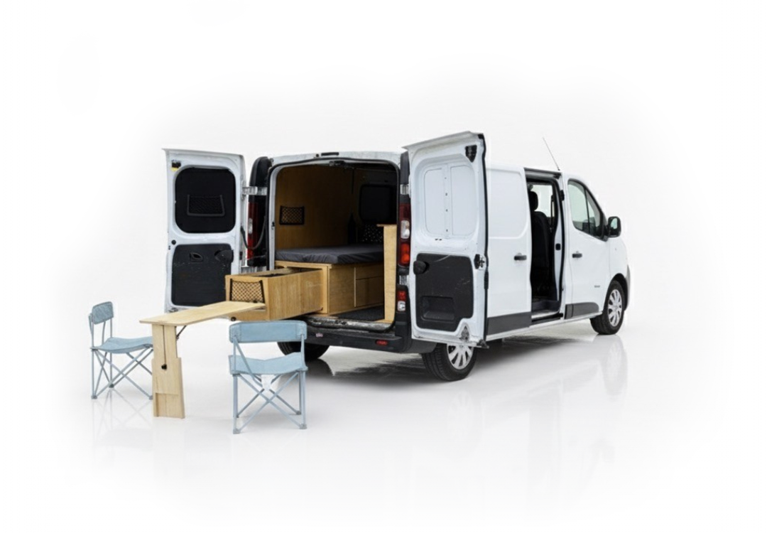 van aménagé renault trafic III Xalbat ouvert Vanzon Explorer