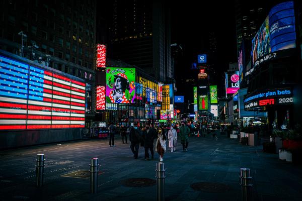 Nieuwslens in Amerika; NewsFactsHQ.com