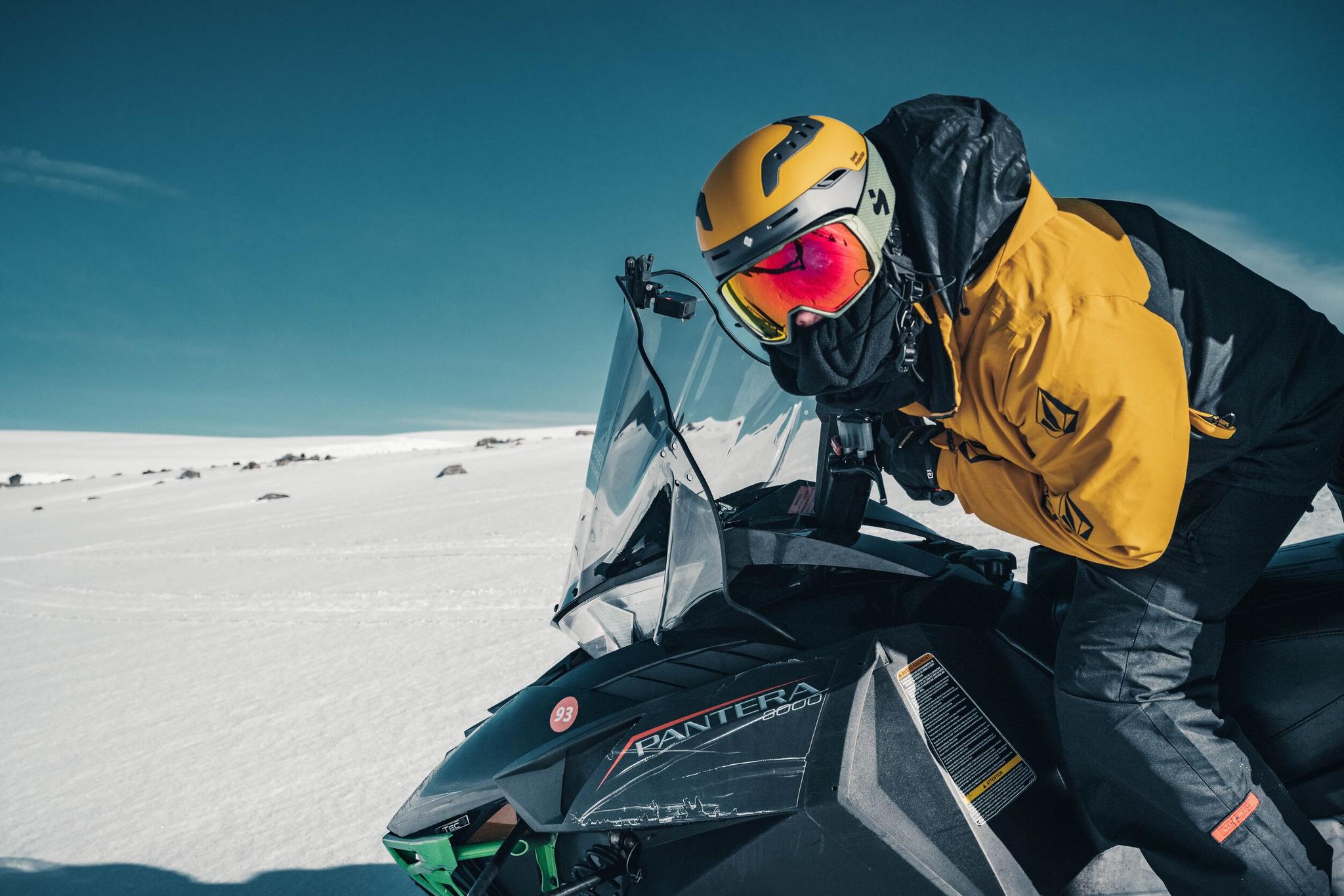 Snowmobiling in Iceland – Adventure Across Glaciers and Volcanoes