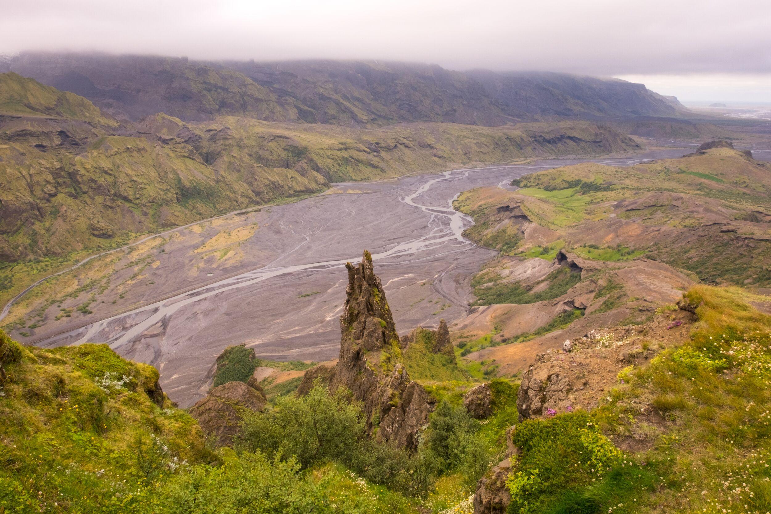 day Þórsmörk guided hikes in huts