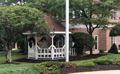 AdviniaCare Oakland Grove — facility hero