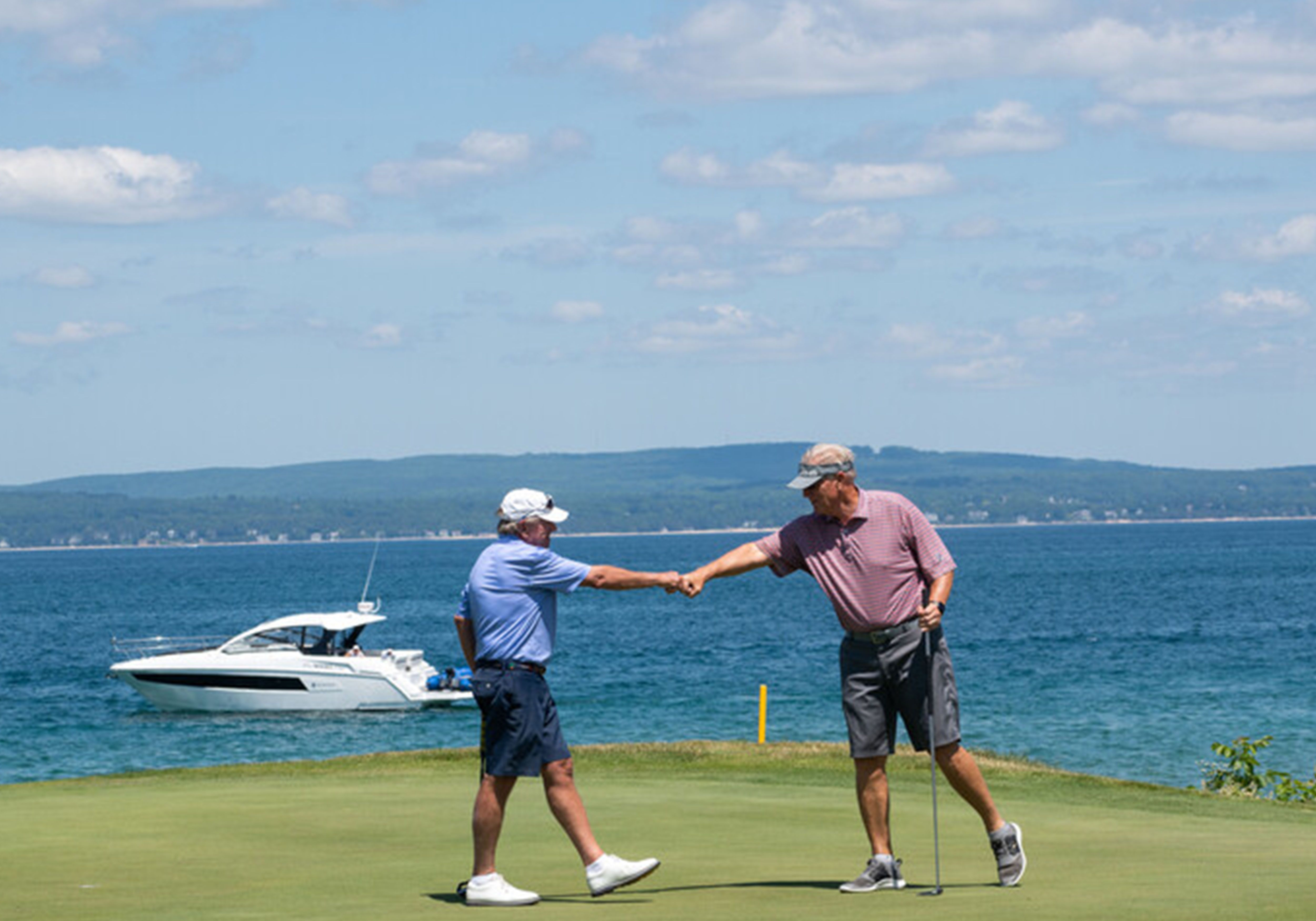 golfers fist bump