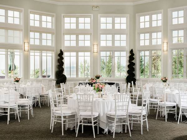 Arthurs 27 pink wedding decor