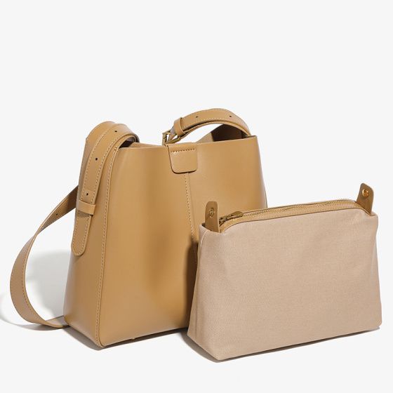 Elova Handcrafted Genuine Leather Crossbody Bag in Black - E192 view 6