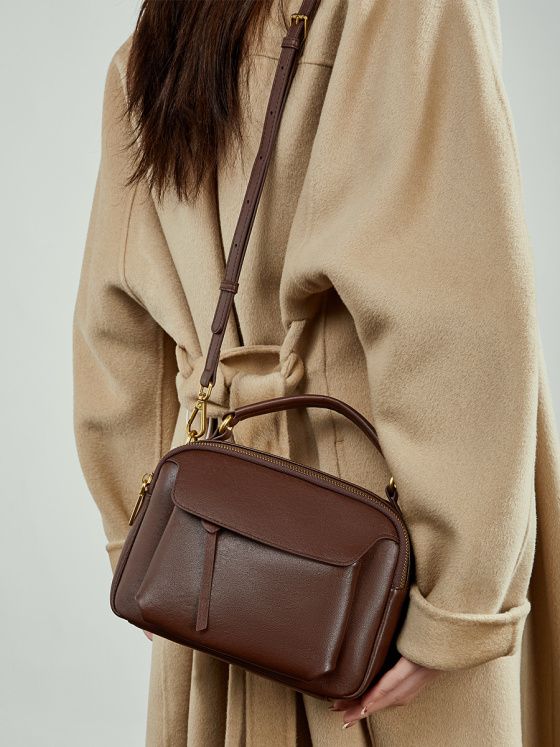 Elova Handcrafted Genuine Leather Crossbody Bag in Black - E786 view 6