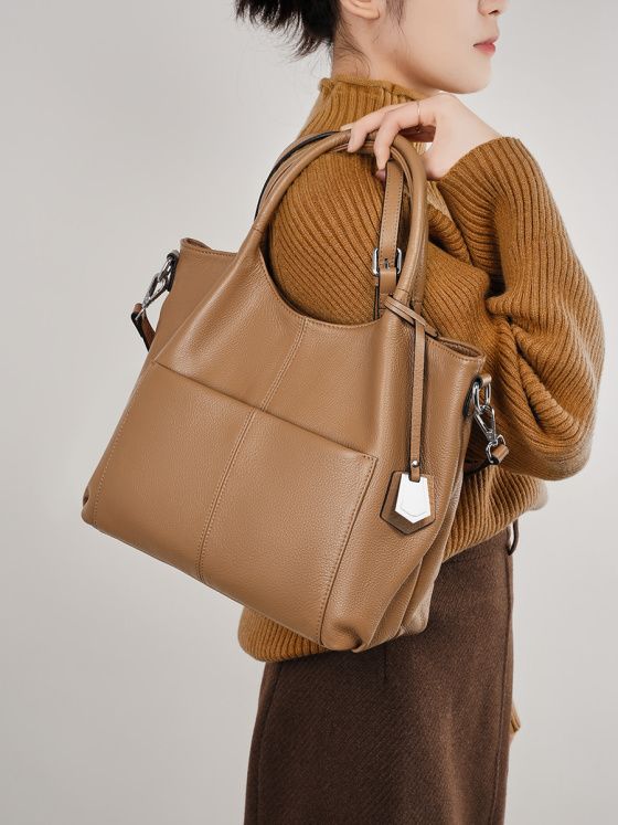 Elova Handcrafted Genuine Leather Crossbody Bag in Black - E243 view 2