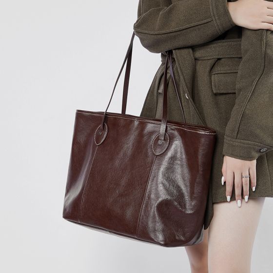 Elova Handcrafted Genuine Leather Tote Bag in Black - E513 view 3