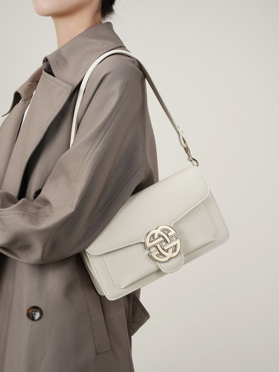 Elova Handcrafted Genuine Leather Crossbody Bag in Black - E267 view 5