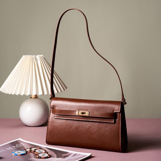 Elova Handcrafted Genuine Leather Bag in Black - E395 view 6