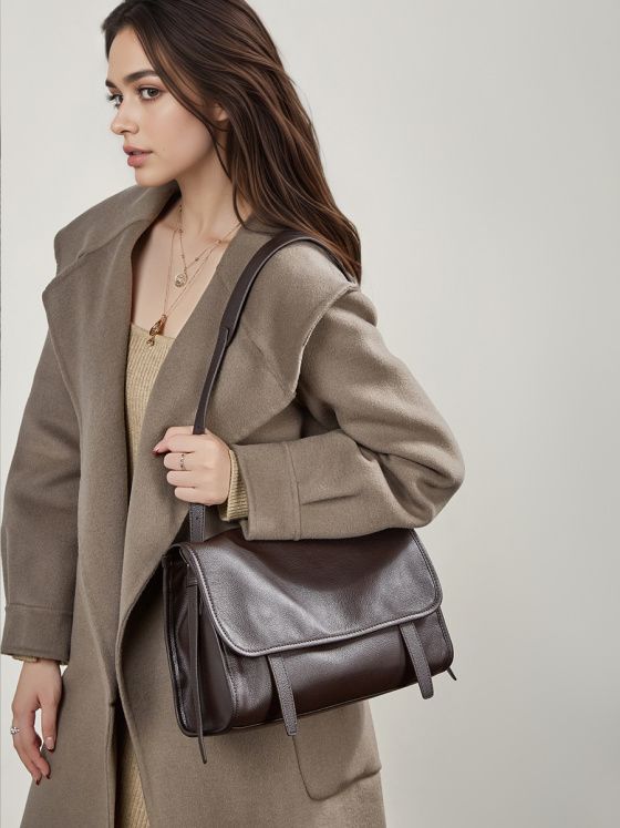 Elova Handcrafted Genuine Leather Crossbody Bag in Black - E810 view 4