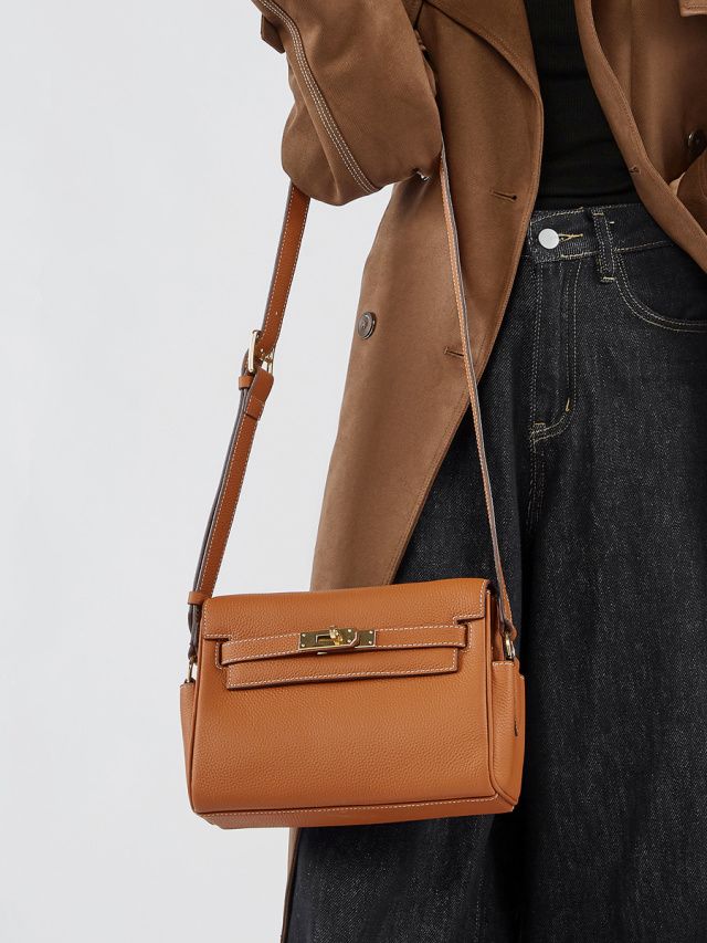 Elova Handcrafted Genuine Leather Crossbody Bag in Black - E476 view 8