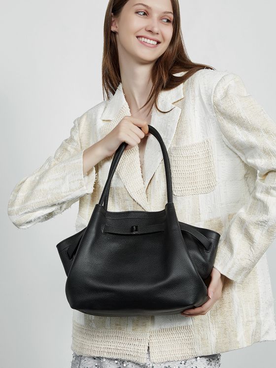 Elova Handcrafted Genuine Leather Bag in Black - E648 view 6