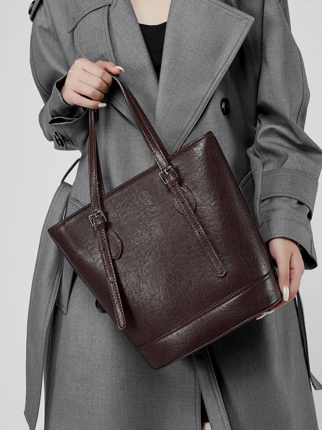 Elova Handcrafted Genuine Leather Tote Bag in Black - E538 view 6