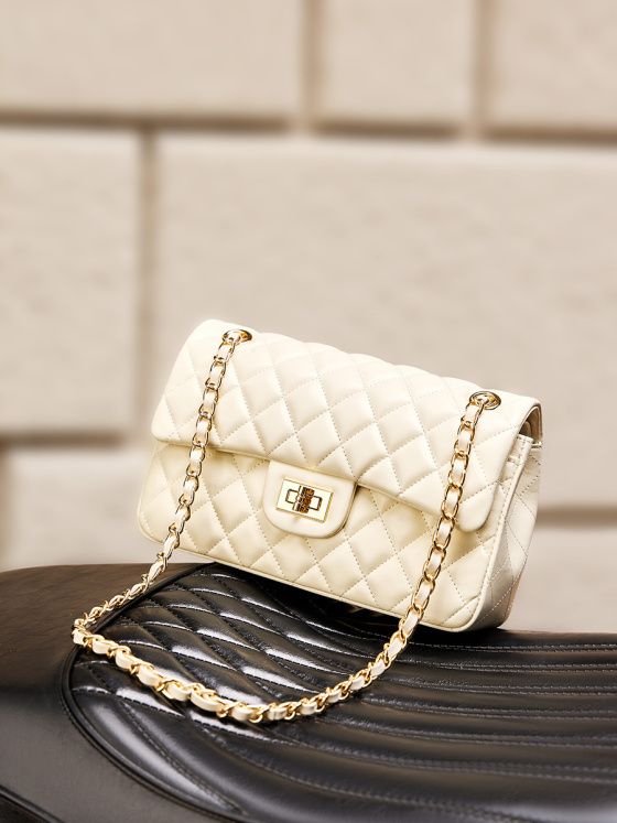 Elova Handcrafted Genuine Leather Crossbody Bag in Black - E261 view 7