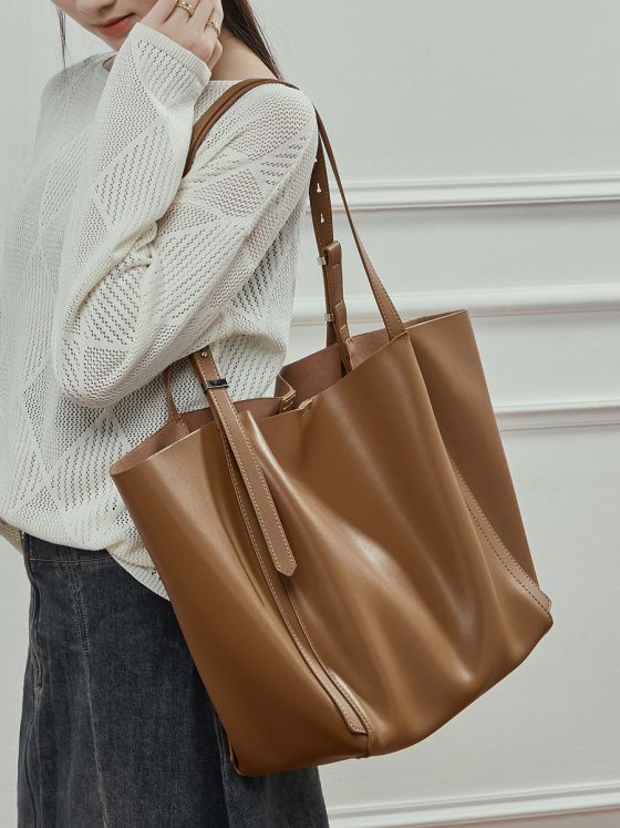 Elova Handcrafted Genuine Leather Tote Bag in Black - E777 view 5