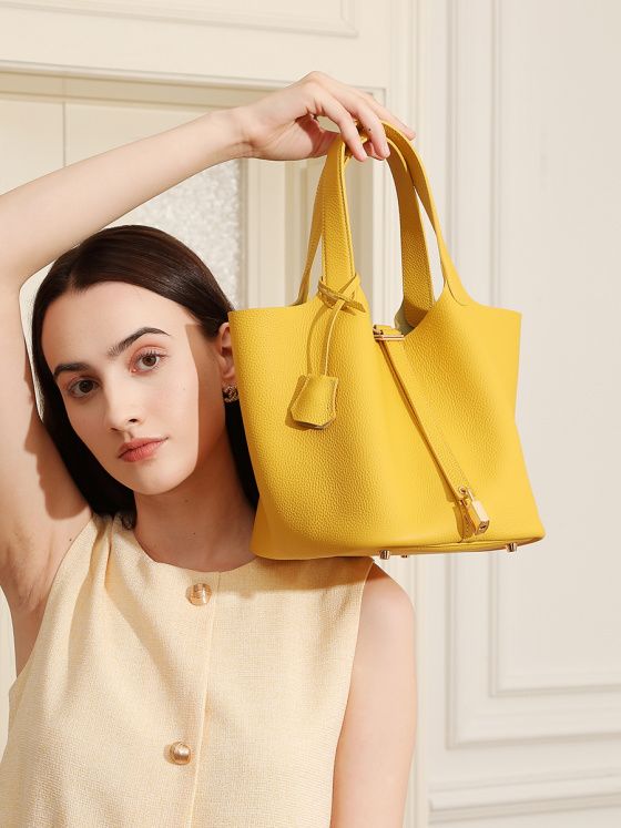 Elova Handcrafted Genuine Leather Bag in Black - E695 view 8