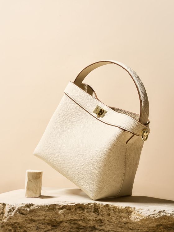 Elova Handcrafted Genuine Leather Crossbody Bag in Black - E409 view 5