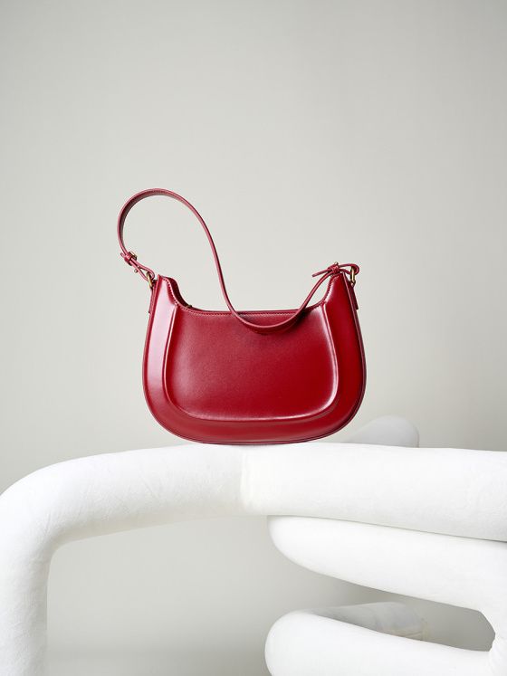 Elova Handcrafted Genuine Leather Crossbody Bag in Black - E231 view 6