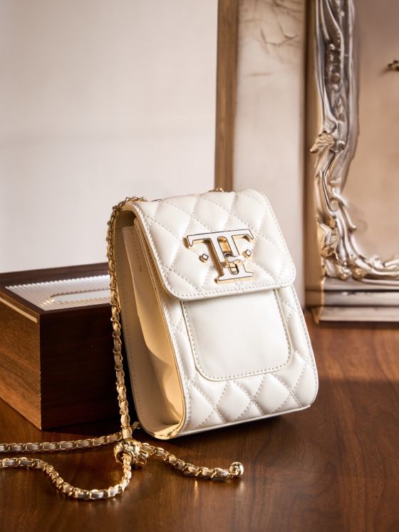 Elova Handcrafted Genuine Leather Crossbody Bag in Black - E457 view 8