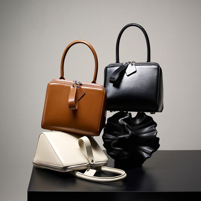 Elova Handcrafted Genuine Leather Crossbody Bag in Black - E354 view 5