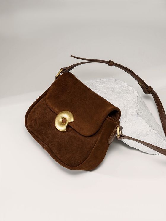 Elova Handcrafted Genuine Leather Bag in Black - E200 view 7