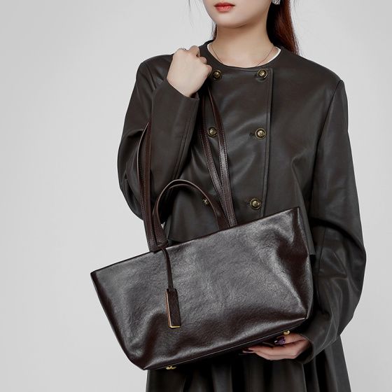 Elova Handcrafted Genuine Leather Tote Bag in Black - E526 view 2