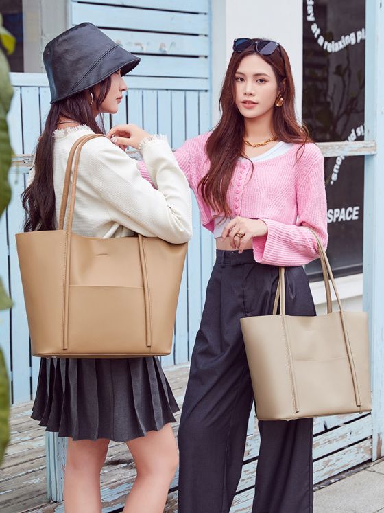 Elova Handcrafted Genuine Leather Tote Bag in Black - E453 view 6