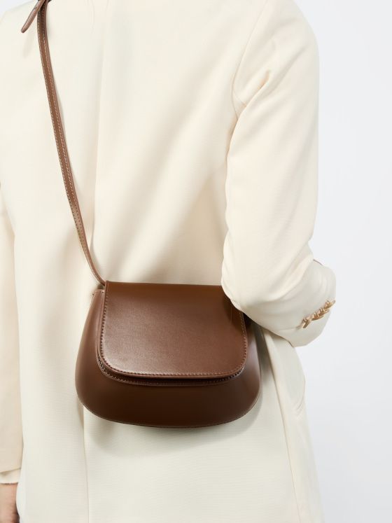 Elova Handcrafted Genuine Leather Crossbody Bag in Black - E596 view 3