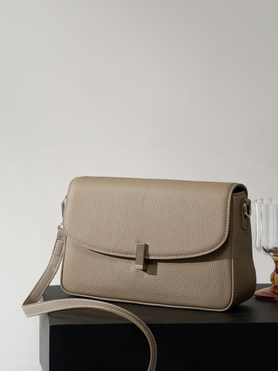 Elova Handcrafted Genuine Leather Crossbody Bag in Black - E369 view 4