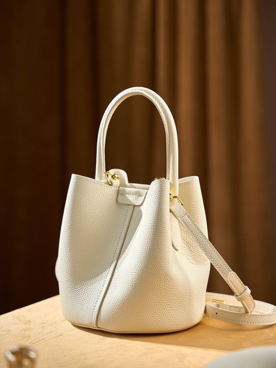 Elova Handcrafted Genuine Leather Crossbody Bag in Black - E167 view 5