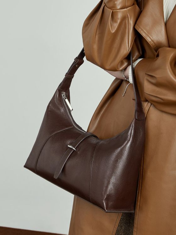 Elova Handcrafted Genuine Leather Bag in Black - E790 view 8